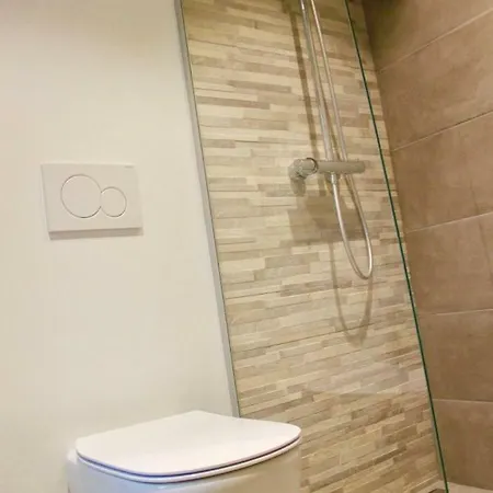 Bennestay Apartman *